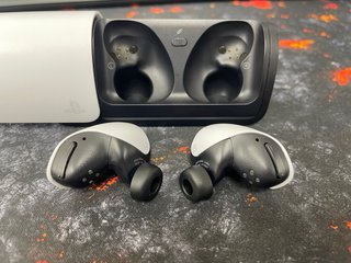 Auriculares Sony PS5 PULSE Explore + Estuche⁠