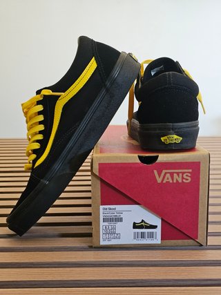 Vans Old Skool Negro/Amarillo Cyber