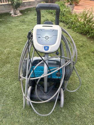 Robot Limpiafondos Zodiac 4WD