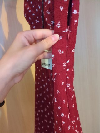 Vestido rojo estampado floral
