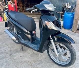 Honda SH125 Scooter Negra
