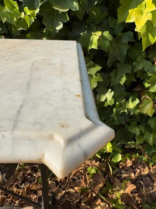Mesa Mármol y Hierro Forjado