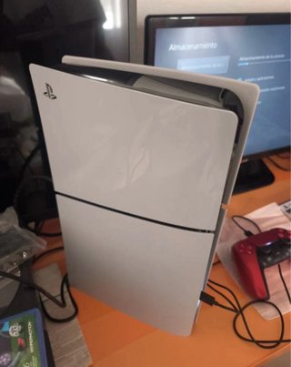 PS5 Slim 1TB + 2 Mandos + FIFA 26