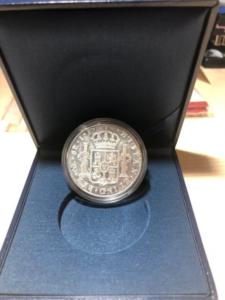 Moneda 8 Reales Nuestra señora Mercedes.