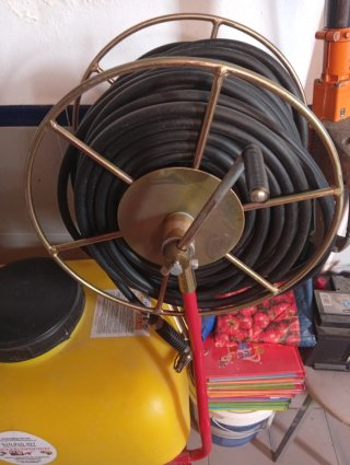 Carretilla sulfatadora con motor 4tiempos