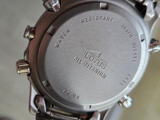 Reloj Lotus Titanio 9704
