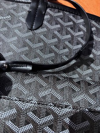 Bolso Tote negro espacioso