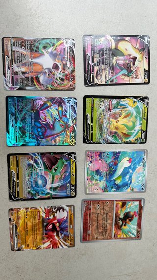 Colección Cartas Pokémon VMAX y VSTAR