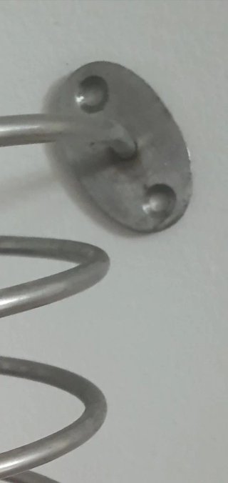 Porta secador, plancha, etc. plateado