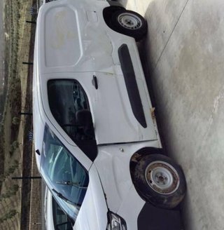 928012200zd moldura peugeot partner furgon 2316972