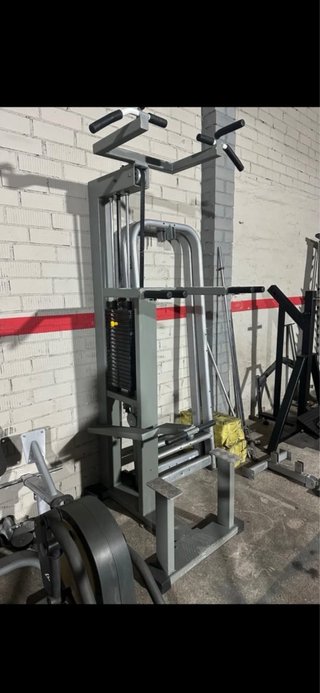 Máquina Fondos y Dominadas Asistidas