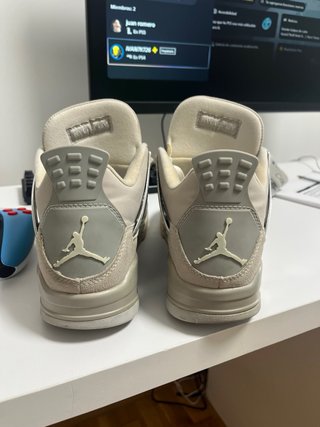 Jordan 4 Frozen Taglia 44