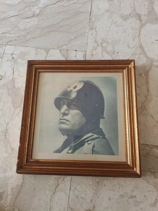 Quadro Duce Benito Mussolini in cornice legno oro
