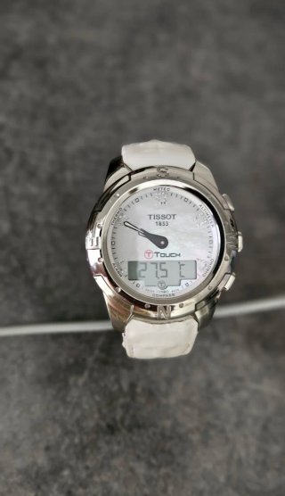 Reloj Tissot T Touch 2