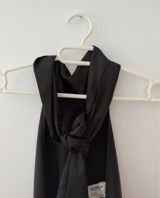 Top Zara Halter Satén Negro Talla S