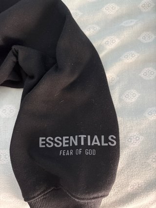 Sudadera Essentials Negra
