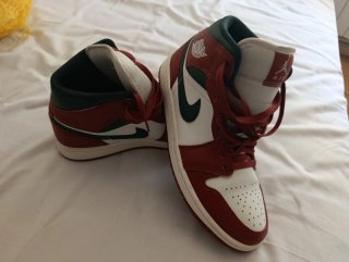 Sneakers Nike Air Jordan 1 Mid Rosse