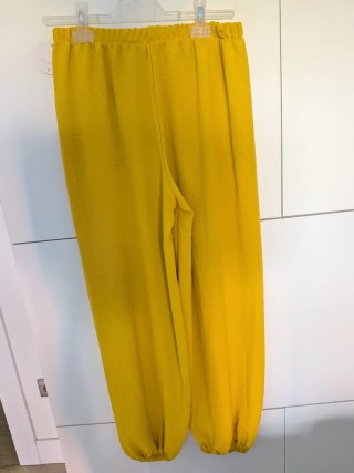 Pantalón amarillo talla única