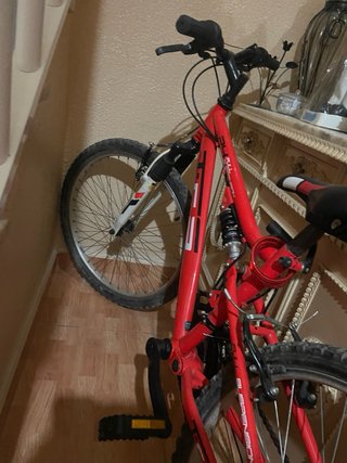 Bicicleta de Montaña Roja
