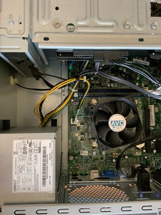 PC Sobremesa Lenovo ThinkCentre E73.
