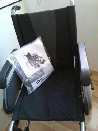 Silla de ruedas usada 5 meses
