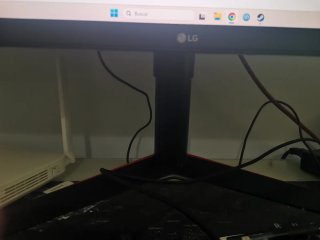 Monitor LG UltraGear 32 2K 144Hz