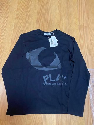 Camiseta COMME des GARÇONS PLAY manga larga