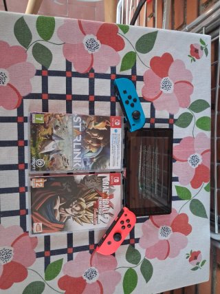 Nintendo Switch. CON DOS Juegos precio 120€€