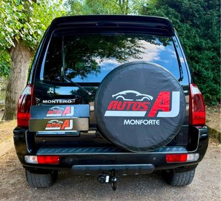 Mitsubishi Montero 2006