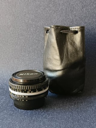 Nikon Nikkor 50mm f/1.8 AIS pancake versión japon