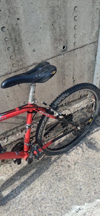 Bicicleta de montaña bh supra 600