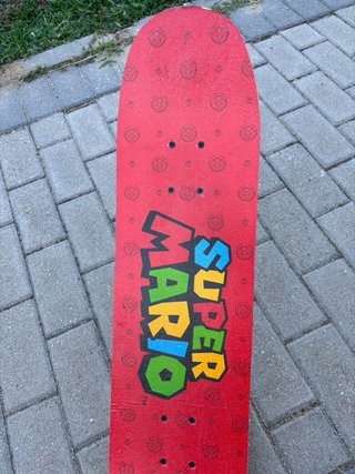 Monopatín Super Mario Rojo