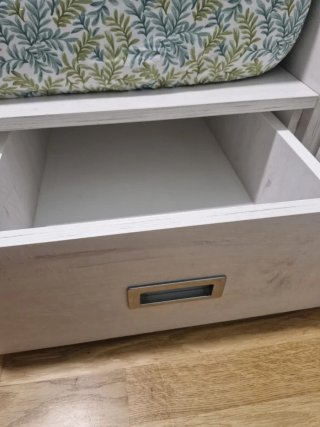 Cama individual con cajones