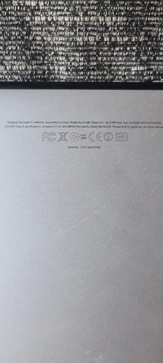 MacBook Pro Apple A1286 Plata