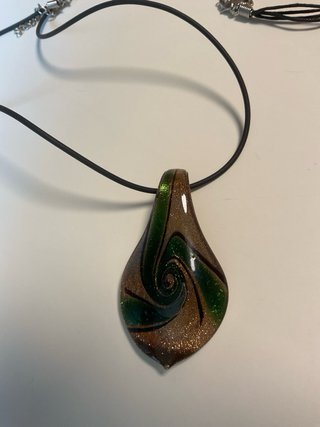 Collares colgantes de cristal Nuevos