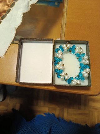 Pulsera perlas y cristales azul