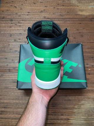 Air Jordan 1 Retro High OG 'Lucky Green'