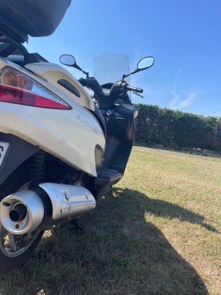Suzuki Burgman 125 Maxi Scooter