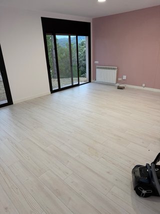 Reformas y Albañilería: Azulejos, Suelos y Parquet