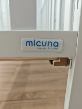 Cuna de madera color blanca, marca MiCuna