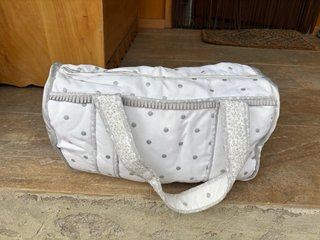 Bolsa hospital bebé lunares