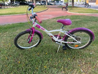 Bicicleta Decathlon Btwin Rosa