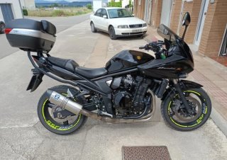 Suzuki Bandit GSF 650S Negra
