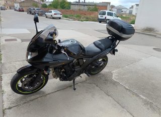 Suzuki Bandit GSF 650S Negra