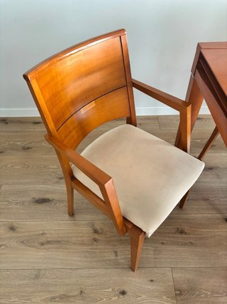Mesa de comedor con 6 sillas, color cerezo