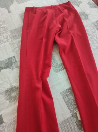 Pantalón de vestir rojo