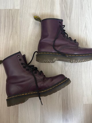 Botas Dr. Martens Moradas Talla 37