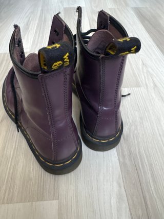 Botas Dr. Martens Moradas Talla 37