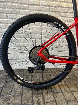 Bicicleta MTB BH Expert 29" - Monoplato 12v