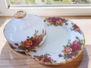 Raro Quesera Primer Sello Royal Albert Old Country